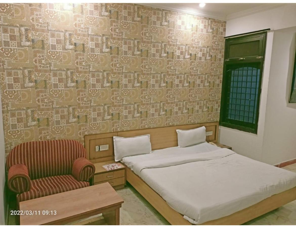 Hotel Kishore International, Amritsar Esterno foto