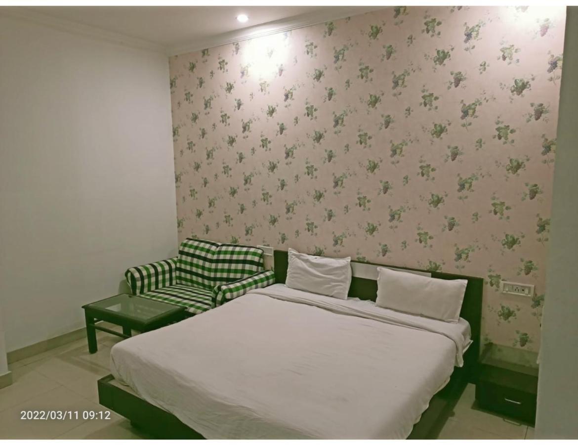Hotel Kishore International, Amritsar Esterno foto
